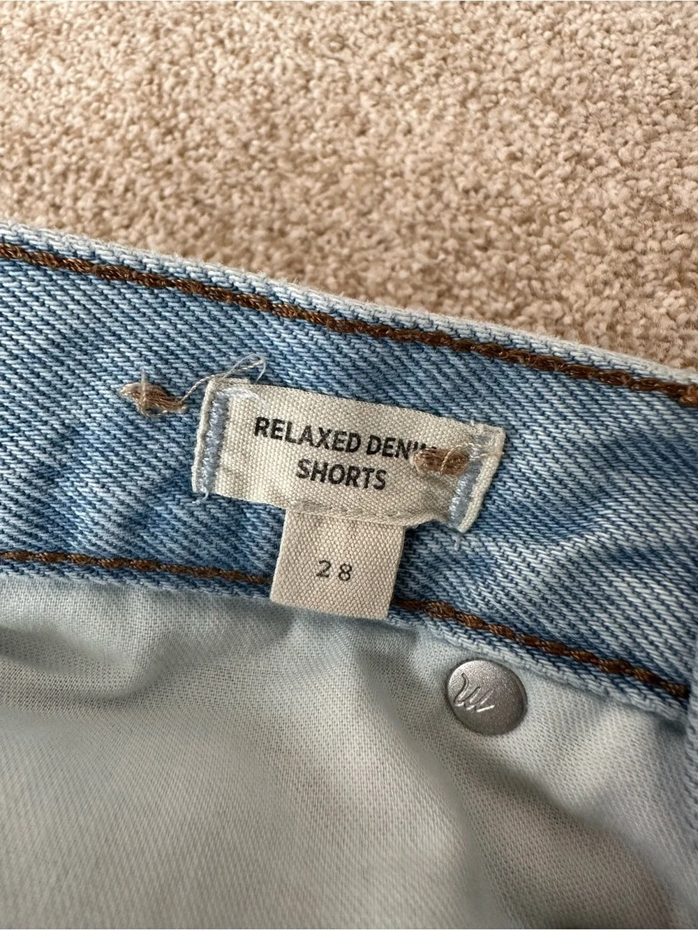Madewell Relaxed Denim Shorts Cutoff Light Wash 100% Cotton Raw Hem Size 28